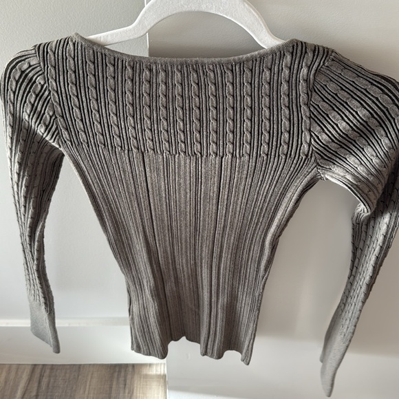 Guess Julie Sweater NWOT - Picture 5 of 5